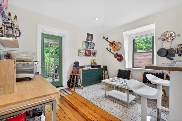 113 Chestnut Ave #3