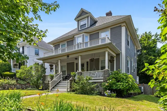 36 Renwick