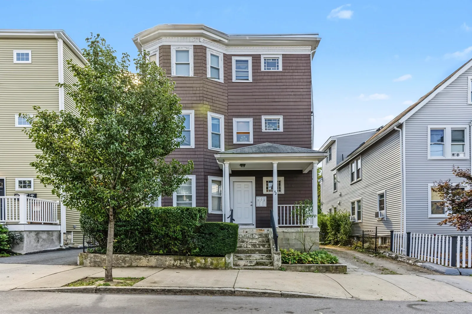 42 Pearl St, Everett