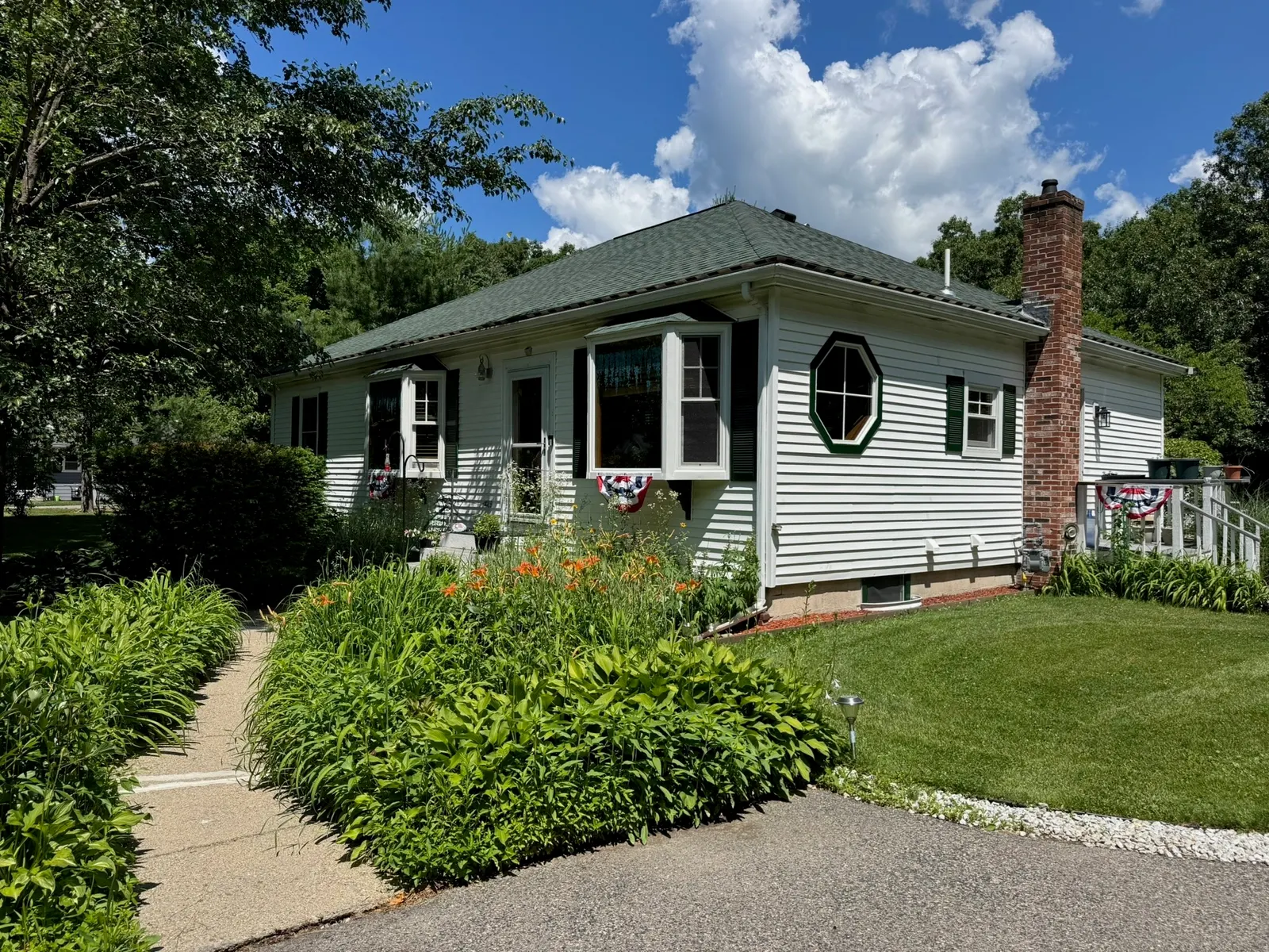 79 Adams St, Medfield
