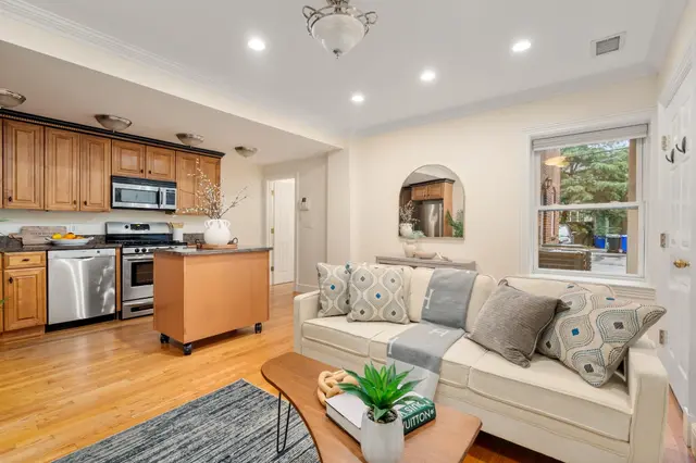 1724 Beacon St #1
