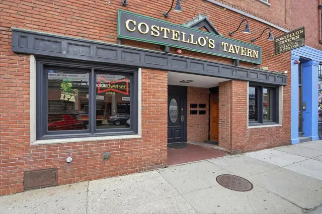 717-723 Centre St
