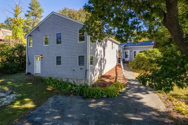 11 Youngs Rd