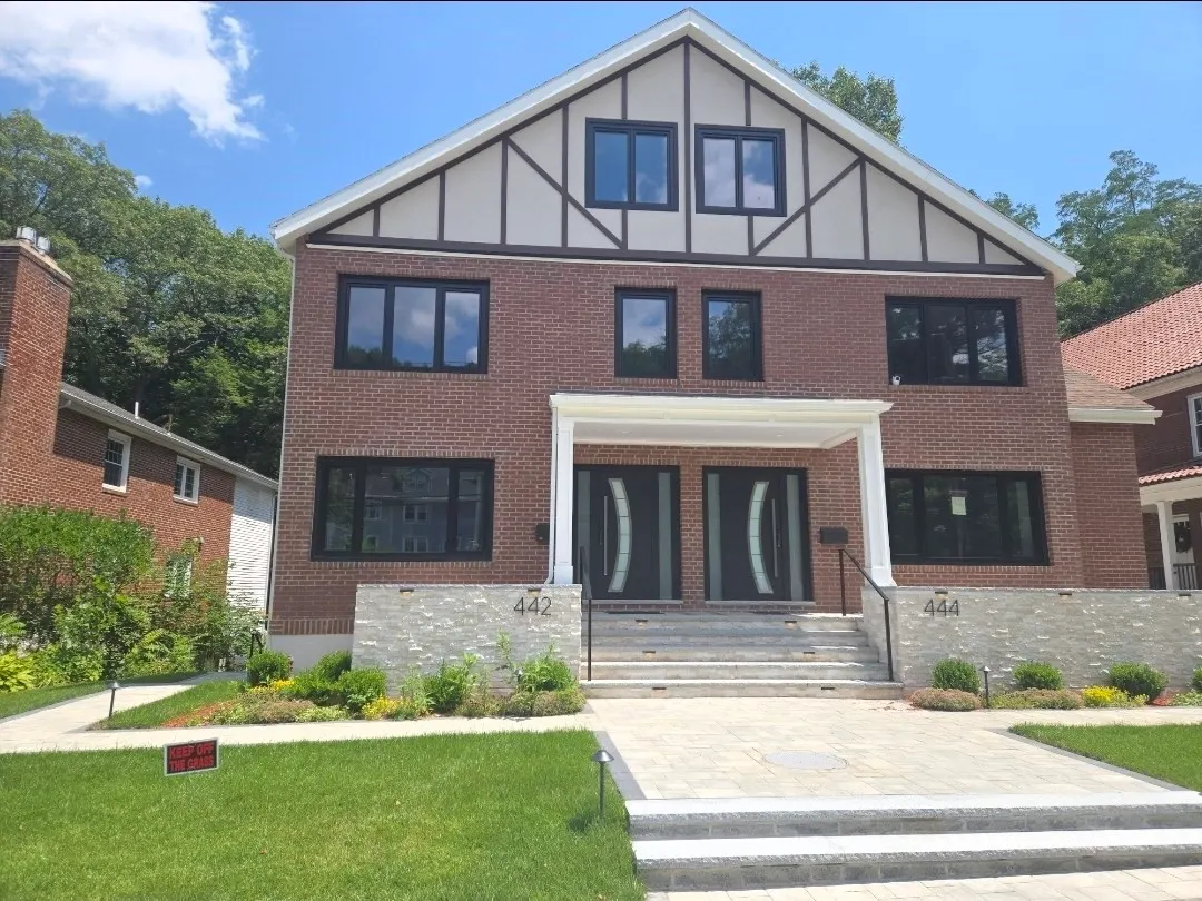 444 Lowell Ave, Newton