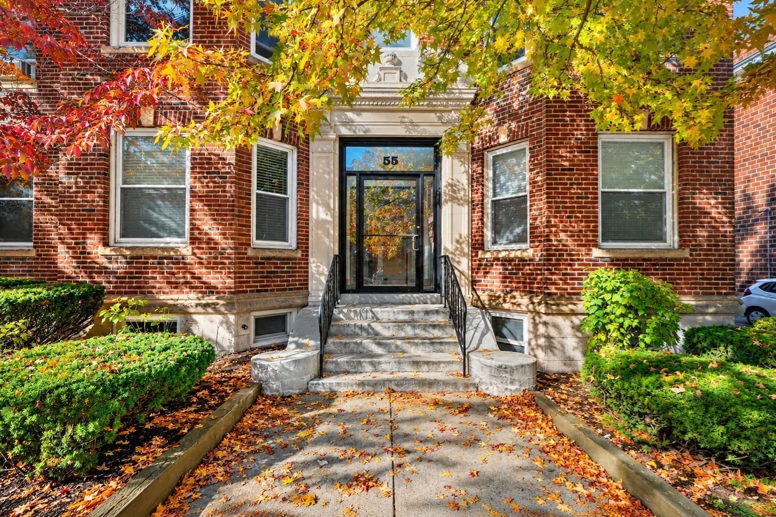 55 Thatcher #6, Brookline