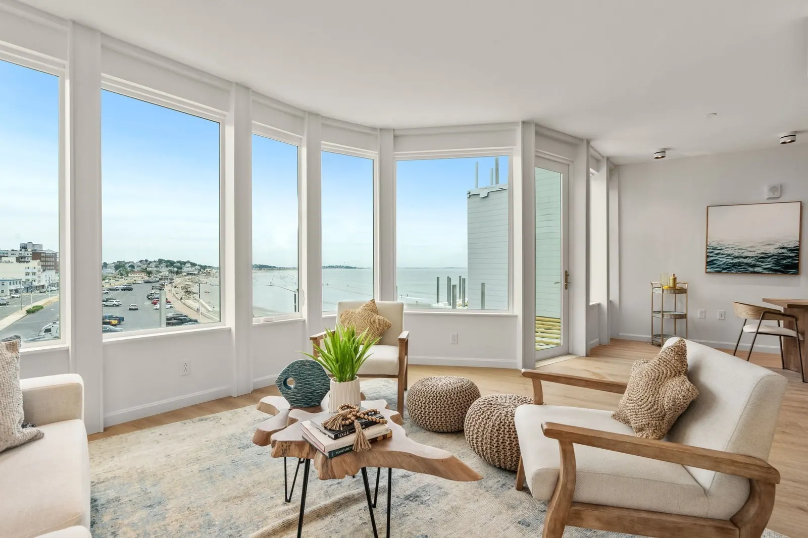 120 Nantasket #PH5, Hull