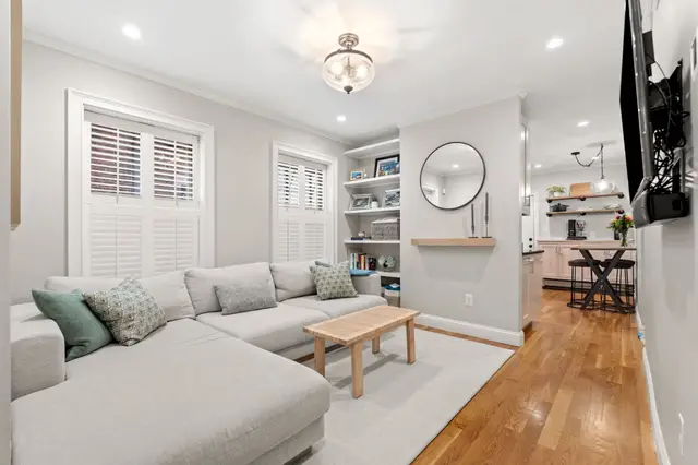 4 Cook St #1