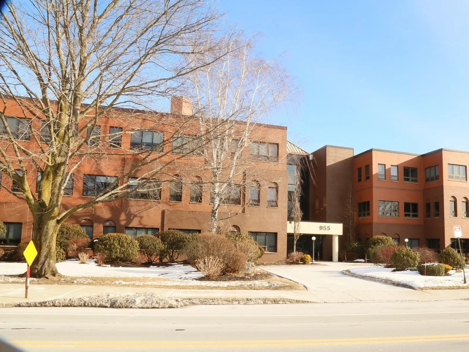 955 Main St #305, Winchester