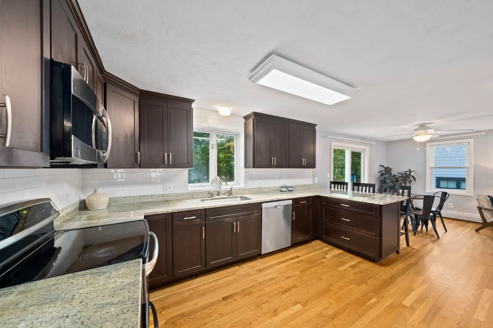 16 Beverly St, Quincy