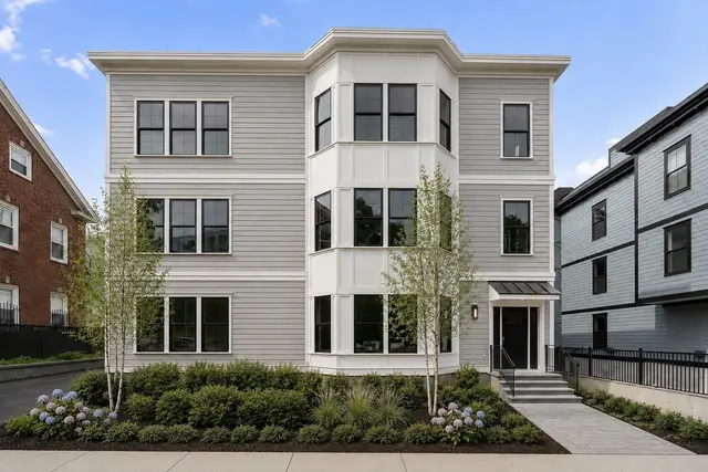 228 Washington Street #2