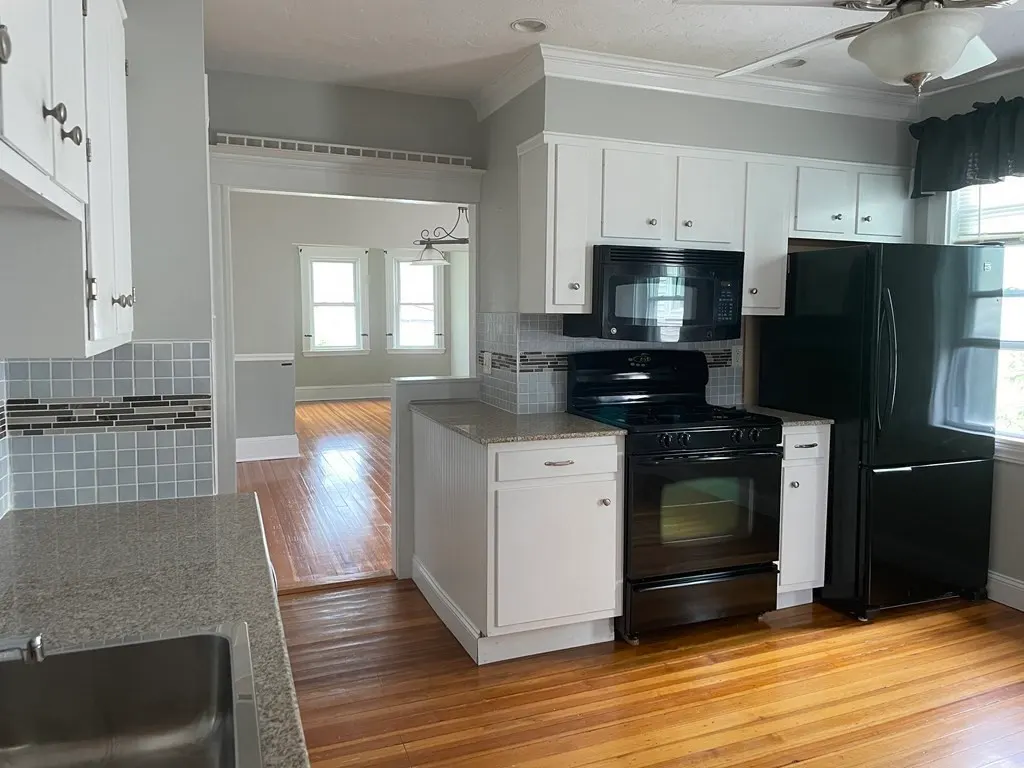 416 Trapelo Rd #3, Belmont