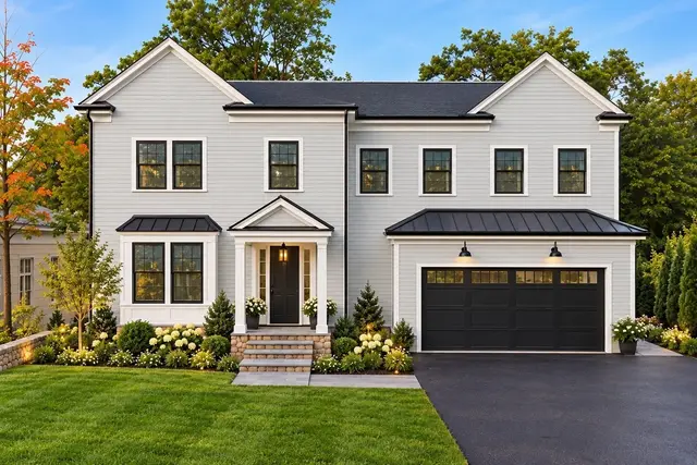 16 Rockland Street