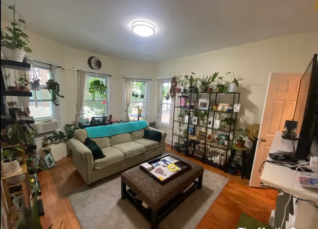 10 Remington St #208