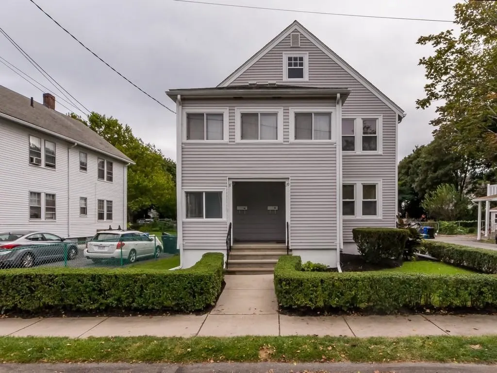 37-39 Chestnut St #37, Belmont