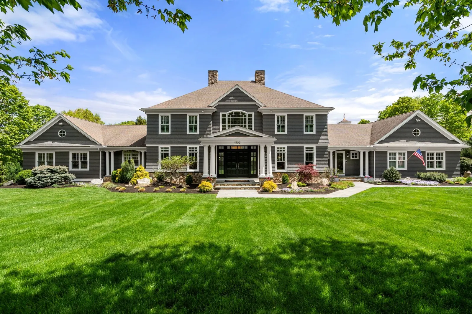 1722 Monument St, Concord