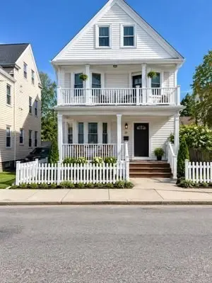 11 Falkland St. #2