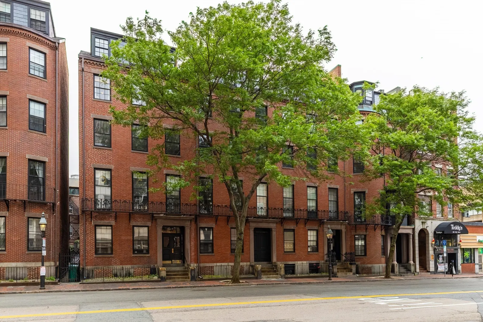 17 Bowdoin St #3C, Boston