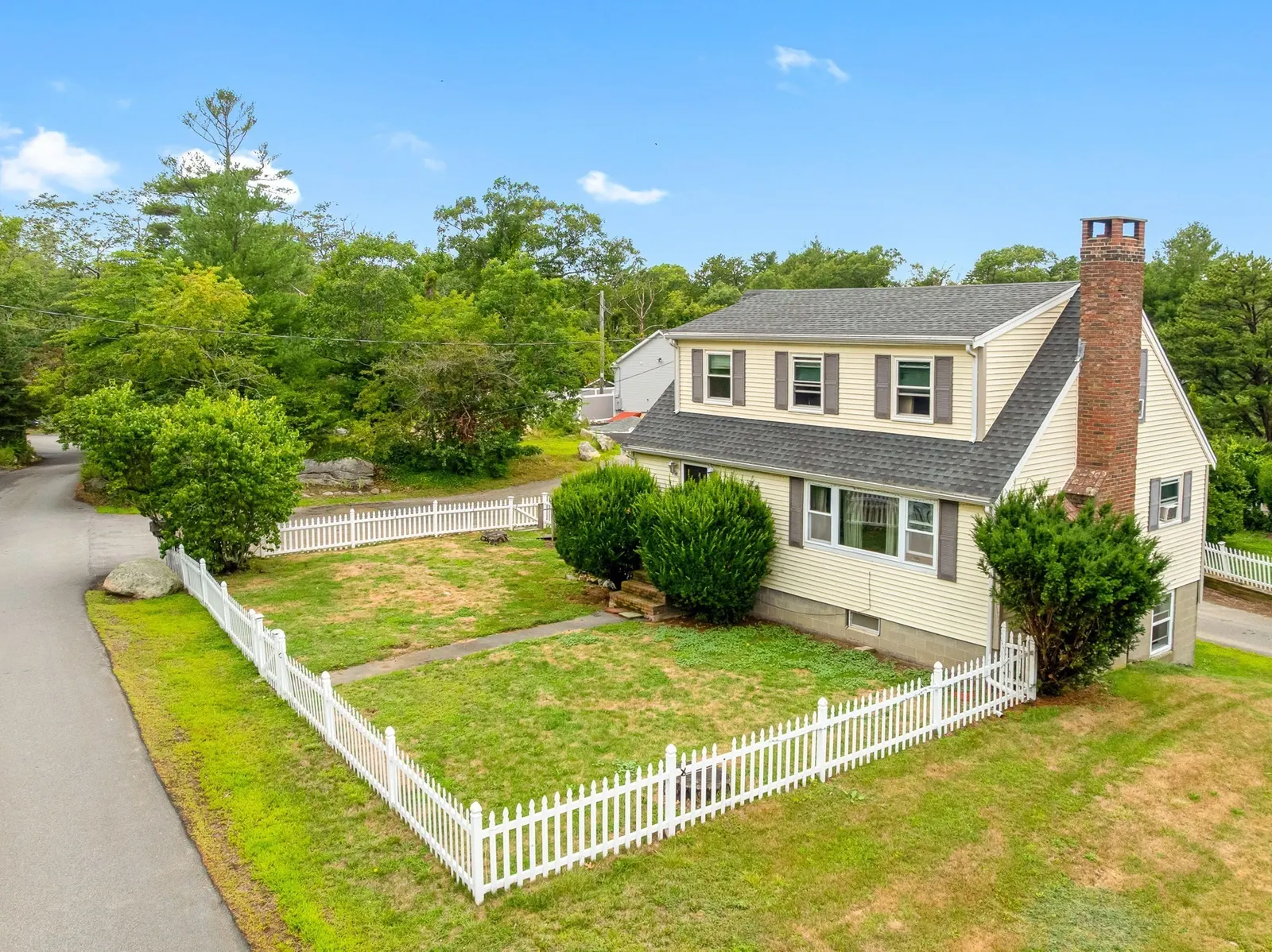 54 Stockholm Avenue, Rockport