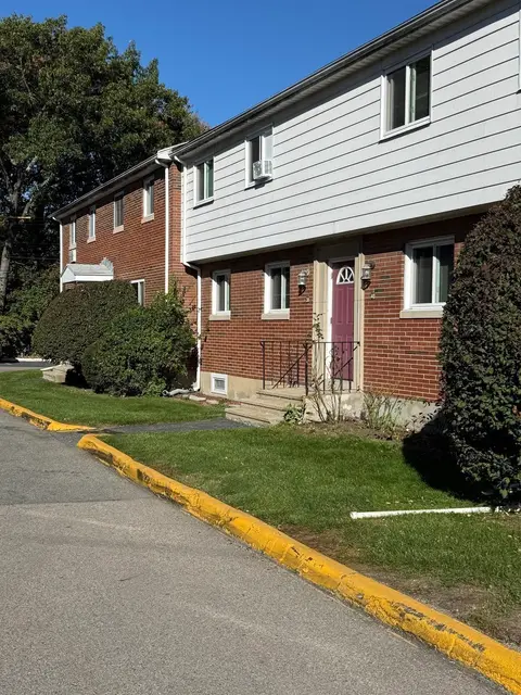 36 Bishop Dr #36