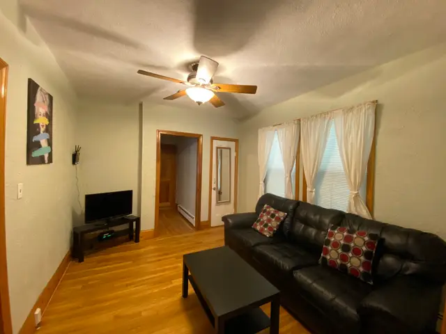 580 Main St #1