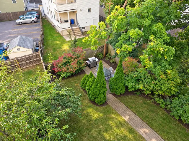 21 Dowse St #3