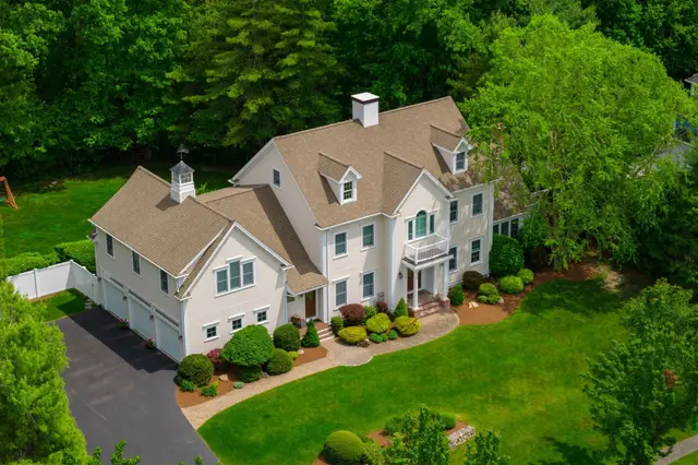36 Stone Meadow Ln