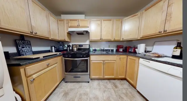 18 Juniper St #49