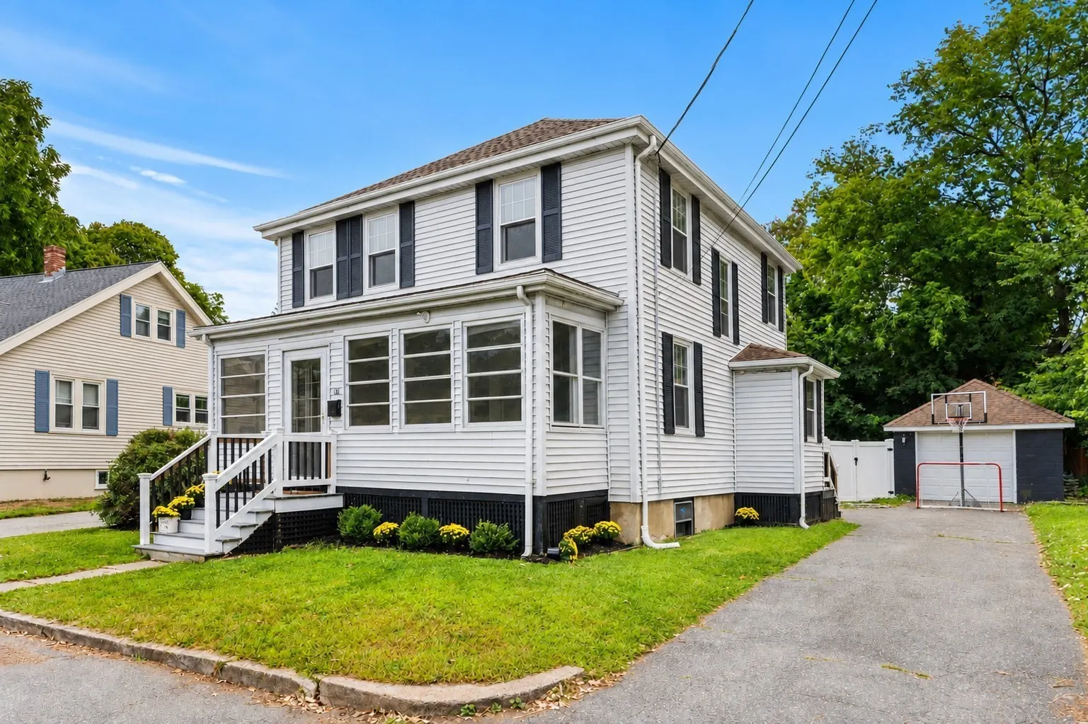 16 Maple Ave, Danvers