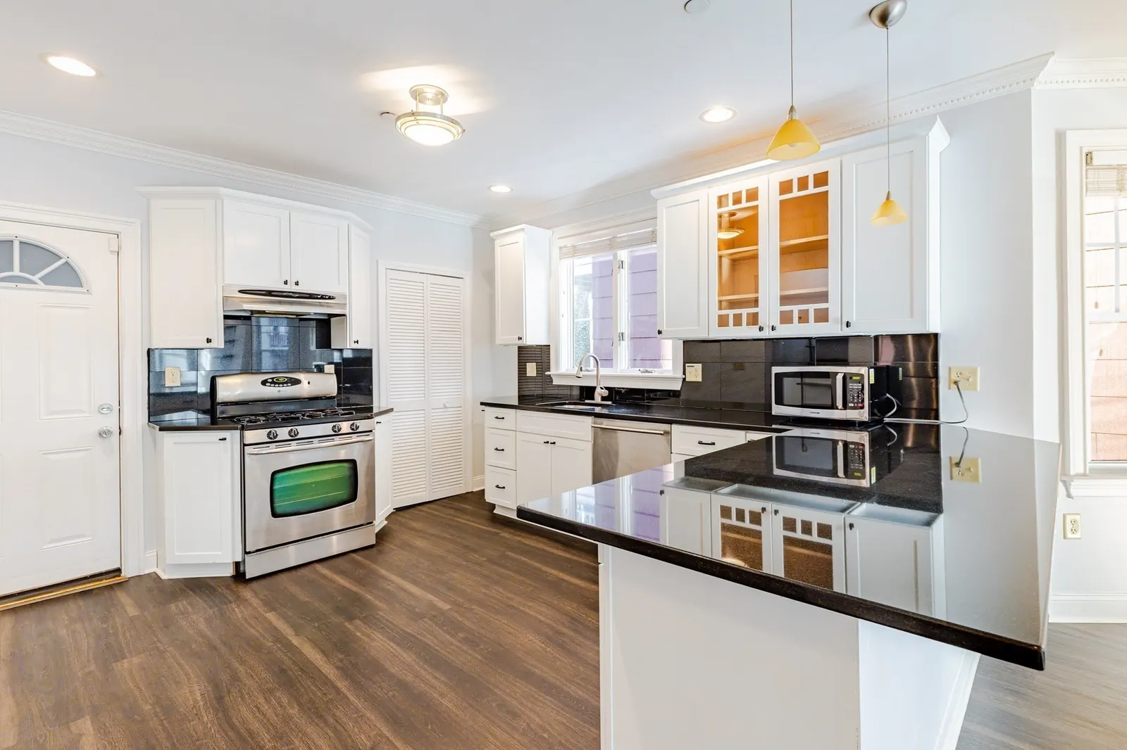 68 Line St #1, Somerville