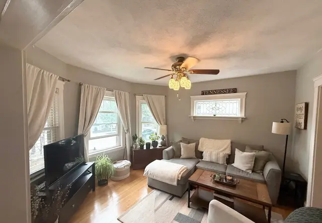 18 Benton Rd #1