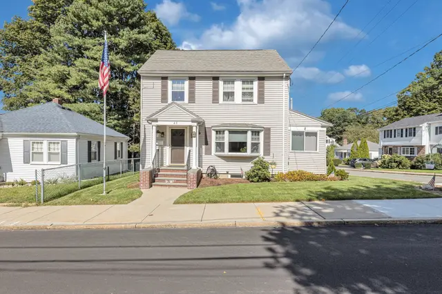 45 Hemlock Rd