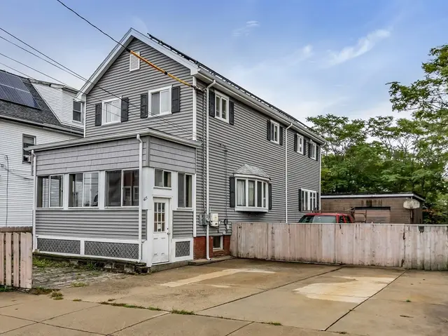 415 Crescent Ave.