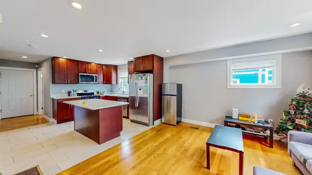 12 Rockledge St #1