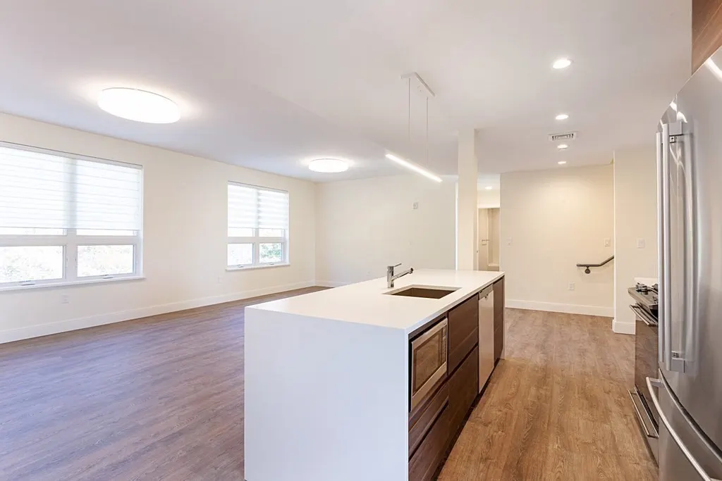 40 Fisher Ave #PH302, Boston