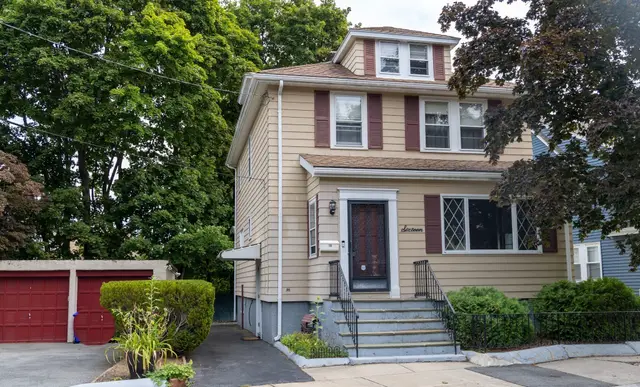 16 Avalon Rd