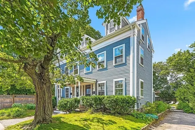 14 Schouler Ct #14