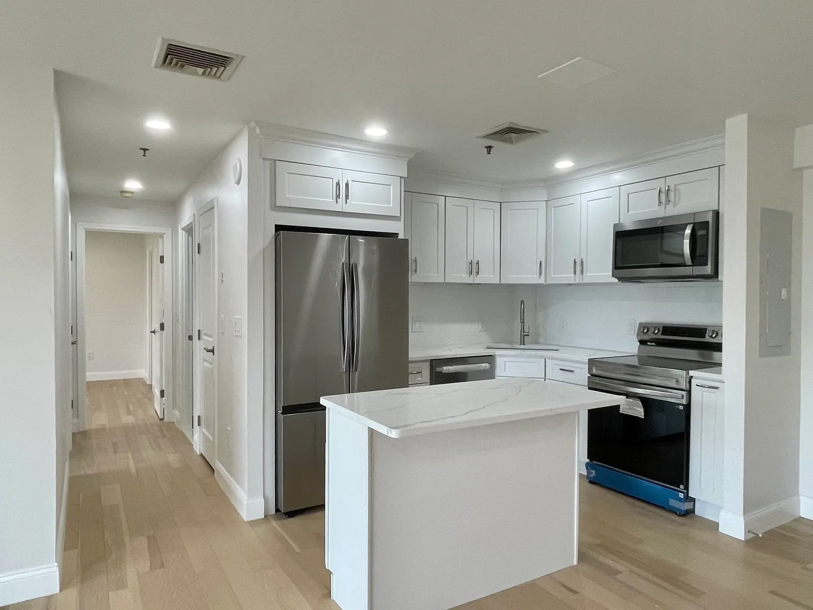 500 Washington St #306, Quincy