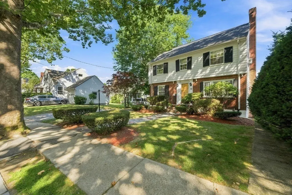 8 Carlson Circle, Boston