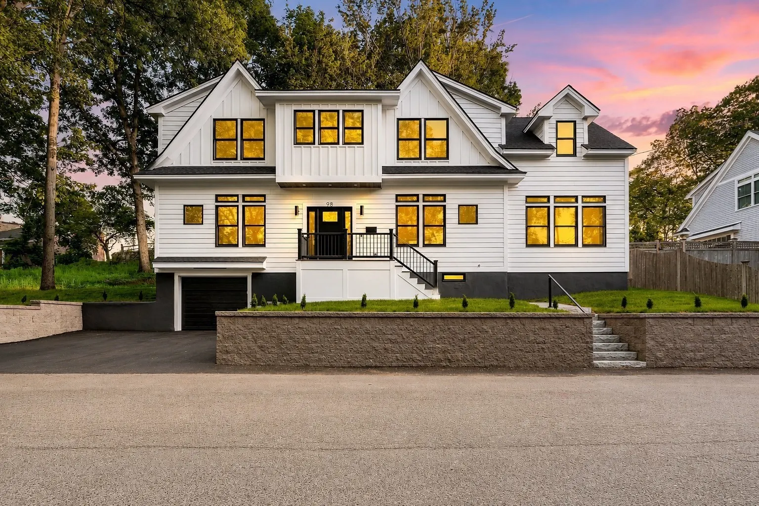 98 Evans Rd, Marblehead