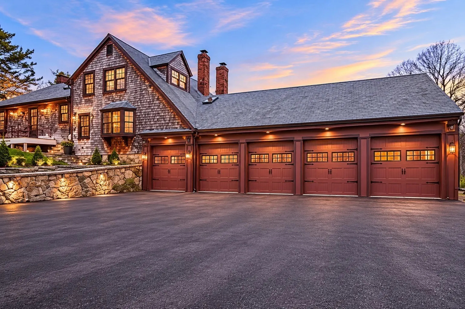 215 Sohier St, Cohasset