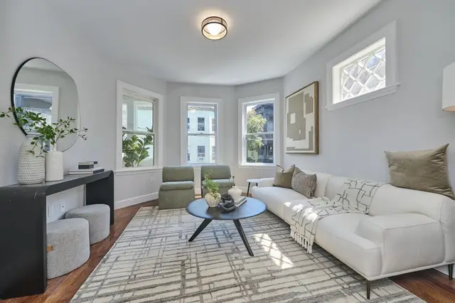 20 Marie Ave #1