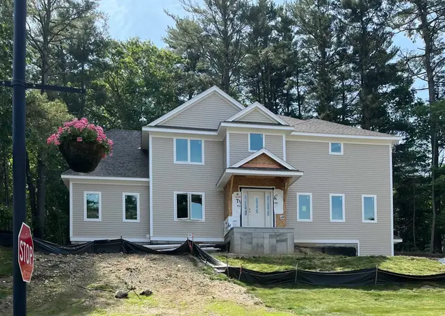 49 Country Club Way