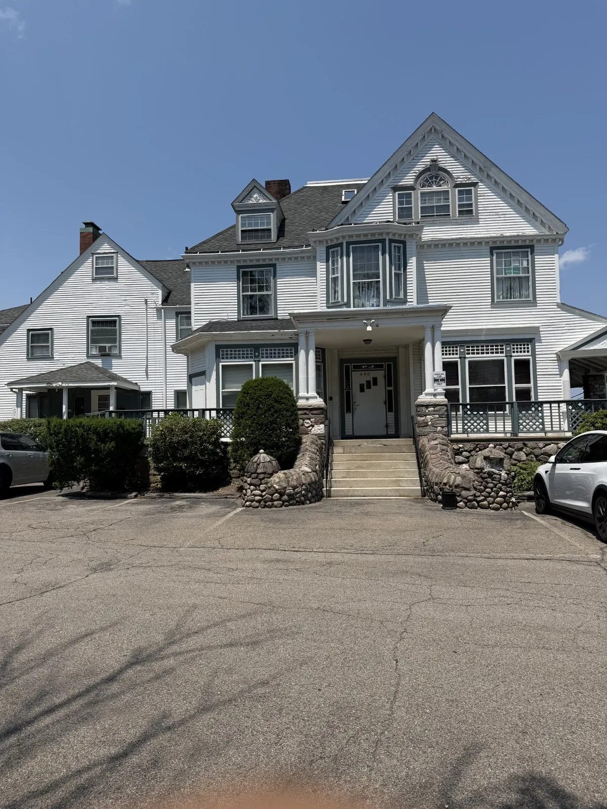 490 N Main St, Randolph
