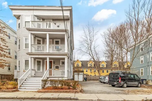 21 Washburn Ave #2
