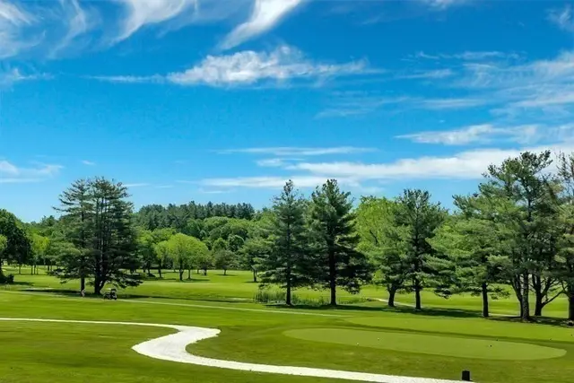 51/U:37 Cape Club Drive