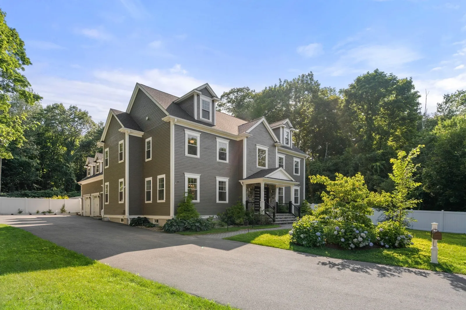 125 Union St, Natick