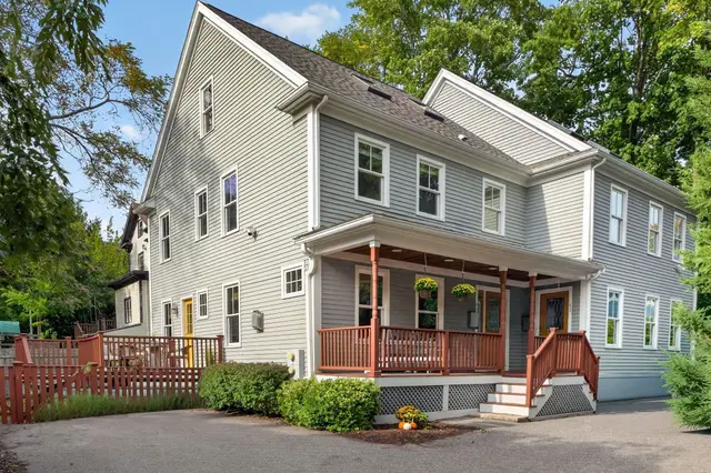 40 Cheshire St #1