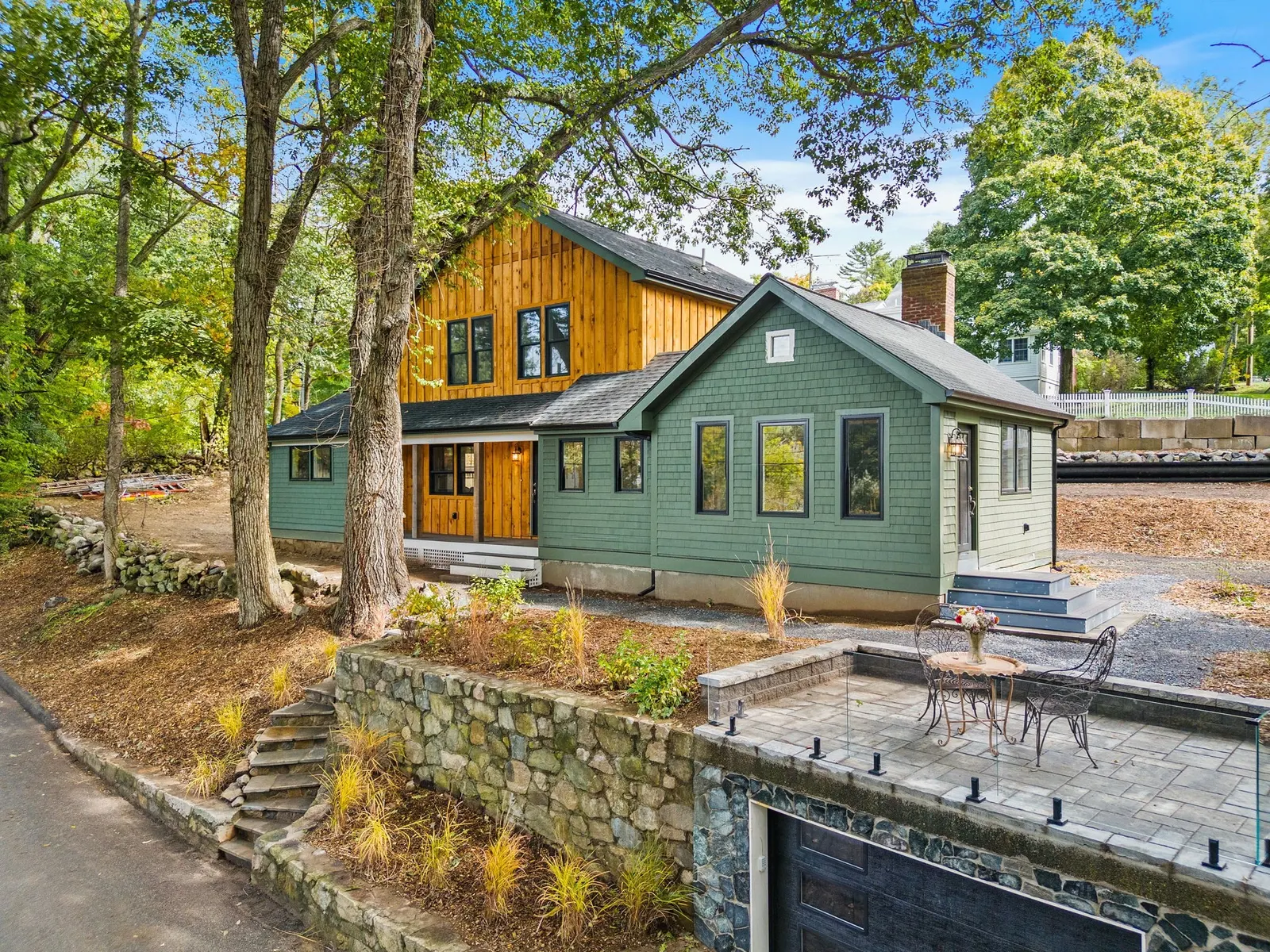 10 Noonhill Rd, Medfield