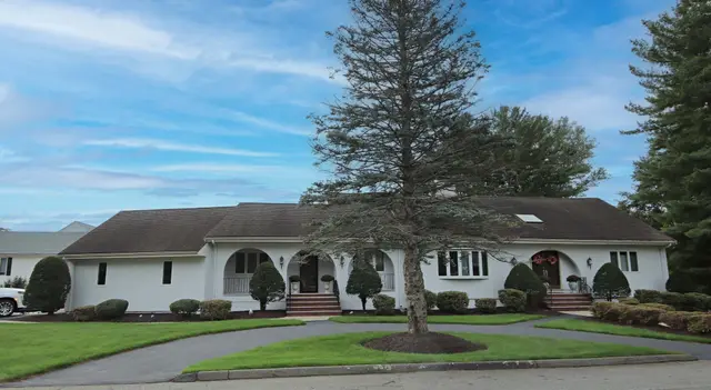 14 Arrowhead Drive