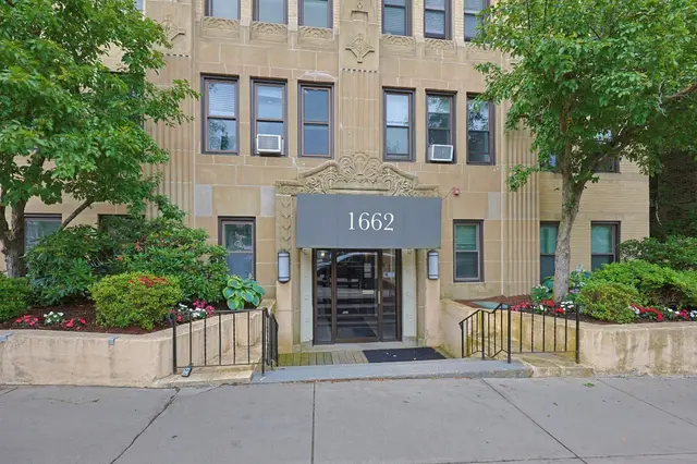 1662 Commonwealth Ave #43